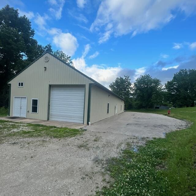 S Westbrook Dr, Hartsburg, MO 65039