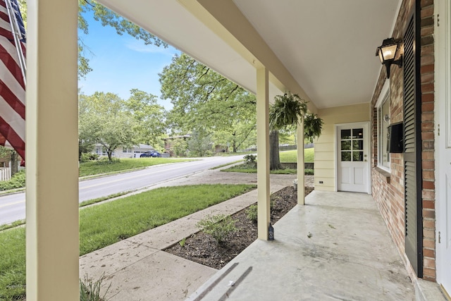 1509 W Rollins Rd, Columbia, MO 65203 - view of patio / terrace