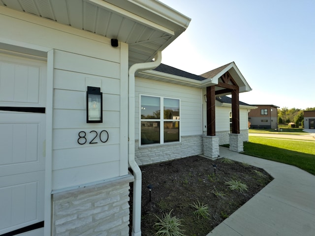 820 Angels Rest Way, Columbia, MO 65203 - view of property exterior with stone siding