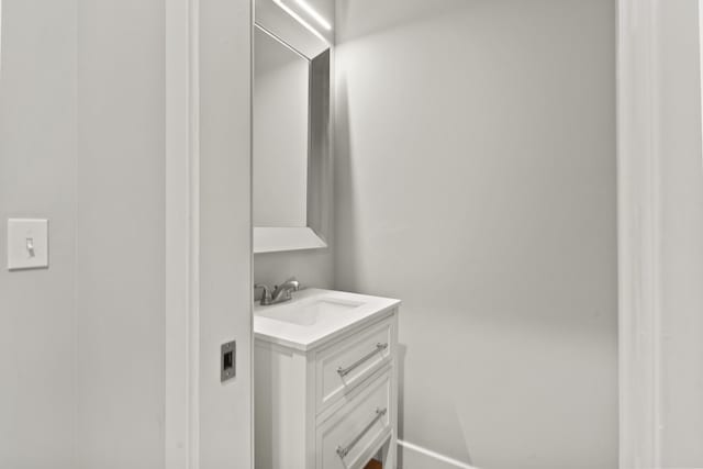 4520 County Road 1245, Moberly, MO 65270 - bathroom featuring vanity