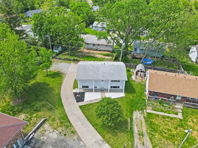 aerial view of property and surrounding area