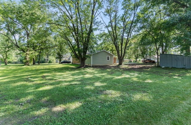 307 W Harris St, Sturgeon, MO 65284 - photo 2