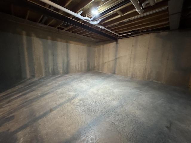 view of unfinished basement