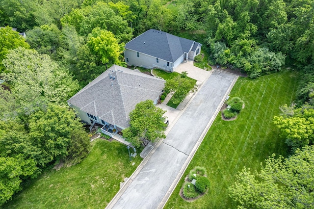 aerial view of property and surrounding area