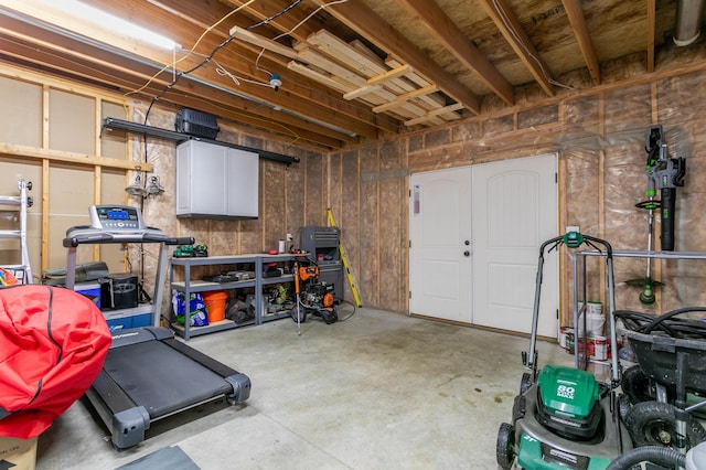below grade area featuring a garage