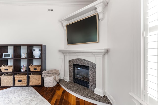 4710 Winding Wood Ct, Columbia, MO 65203 - living room featuring dark wood-style floors and a high end fireplace