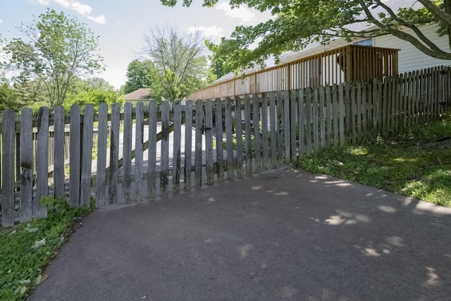 705 Redwood Dr, Ashland, MO 65010 - view of gate