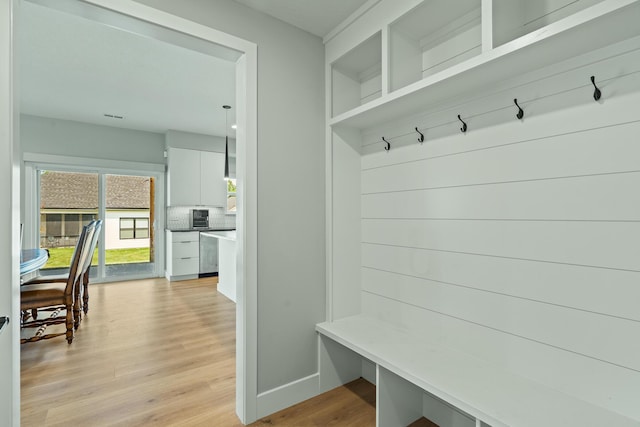 540 Angels Rest Way, Columbia, MO 65203 - mudroom featuring light wood-type flooring and baseboards