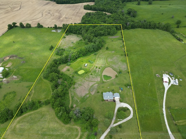 7495 E Schooler Rd, Centralia, MO 65240 - overview of rural landscape with property boundaries highlighted