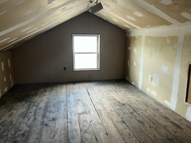 112 W 6th St, Fulton, MO 65251 - bonus room featuring hardwood / wood-style flooring and lofted ceiling