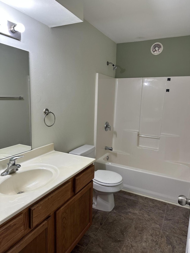 5451 S Bethel Church Rd Unit 3-301, Columbia, MO 65203 - full bath with toilet, vanity, and shower / tub combination