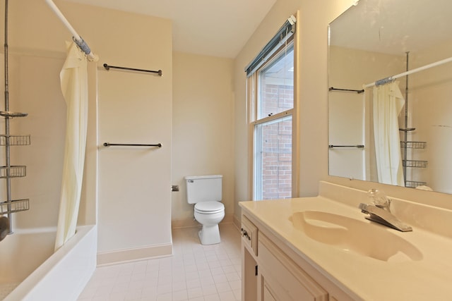 404 S Greenwood Ave, Columbia, MO 65203 - bathroom with tile patterned floors, vanity, toilet, shower / bathtub combination with curtain, and baseboards