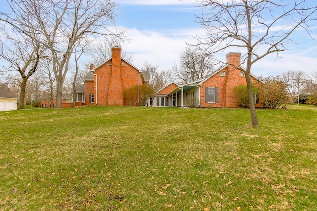 404 S Greenwood Ave, Columbia, MO 65203 - view of green lawn