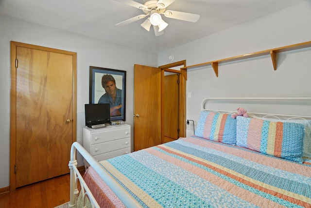 368 Crown Pt, Columbia, MO 65203 - bedroom featuring wood finished floors and a ceiling fan