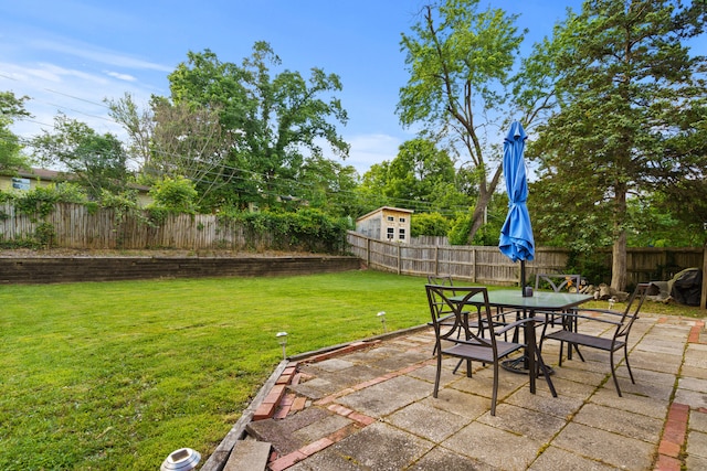 368 Crown Pt, Columbia, MO 65203 - view of patio / terrace with outdoor dining space