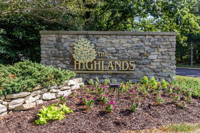 1411 Kinloch Ct, Columbia, MO 65203 - view of community sign