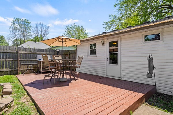 105 W Johnson Ave, Ashland, MO 65010 - deck featuring outdoor dining area