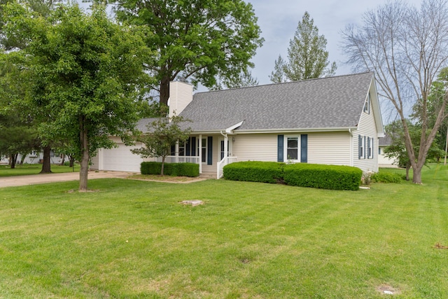 606 Wientz St, Moberly, MO 65270 - view of front facade featuring roof with shingles, a chimney, concrete driveway, and a front yard