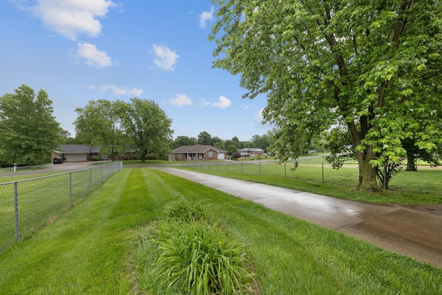 109 N Linnwood Dr, Linn, MO 65051 - view of yard