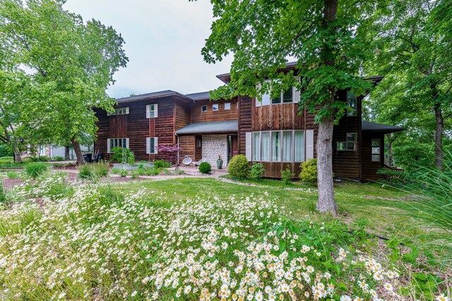 2416 Cimarron Dr, Columbia, MO 65203 - view of front of home with a front yard