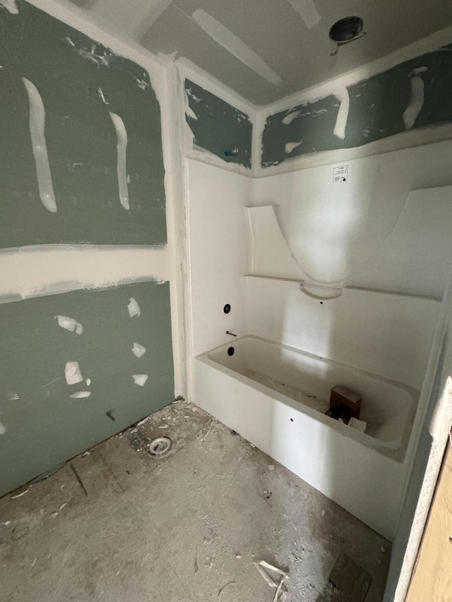 5895 Hamstead Heath Ct, Ashland, MO 65010 - view of full bathroom