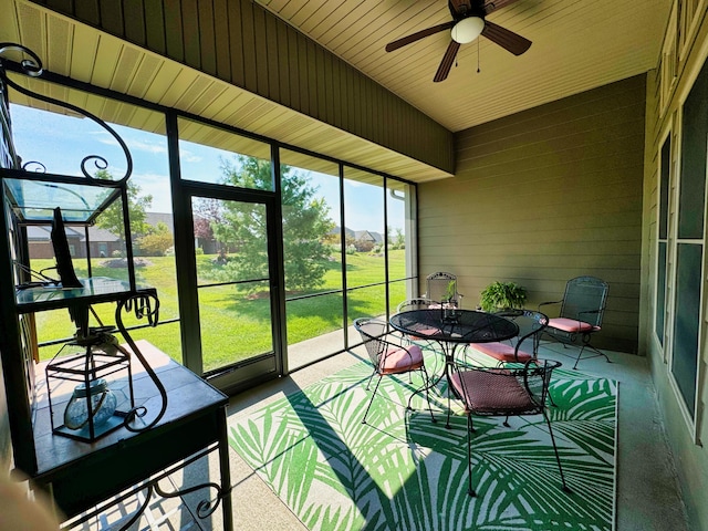 1904 Talco Dr, Columbia, MO 65201 - sunroom / solarium with ceiling fan
