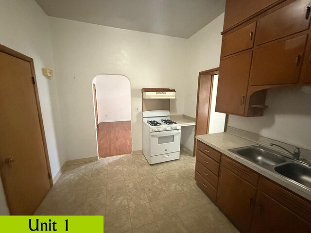 712 E Mccarty St, Jefferson City, MO 65101