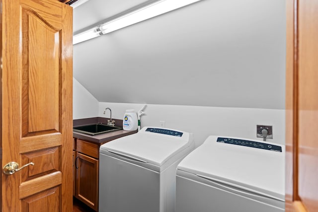 70 E High Point Ln, Columbia, MO 65203 - laundry room featuring cabinet space and washing machine and clothes dryer