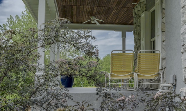 70 E High Point Ln, Columbia, MO 65203 - view of patio / terrace featuring a ceiling fan