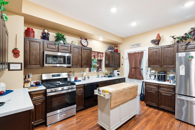 806 6th St, Boonville, MO 65233 - photo 14