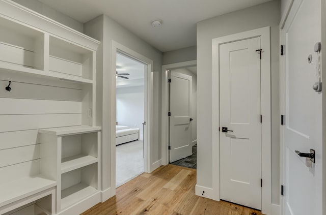 214 Hellwig Ln, Columbia, MO 65203 - hallway featuring light wood finished floors