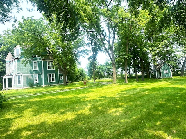 408 Vassar St, Bunceton, MO 65237 - view of green lawn