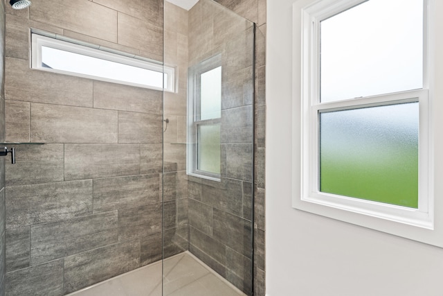 6505 Cromford Ln, Columbia, MO 65201 - full bath featuring a tile shower
