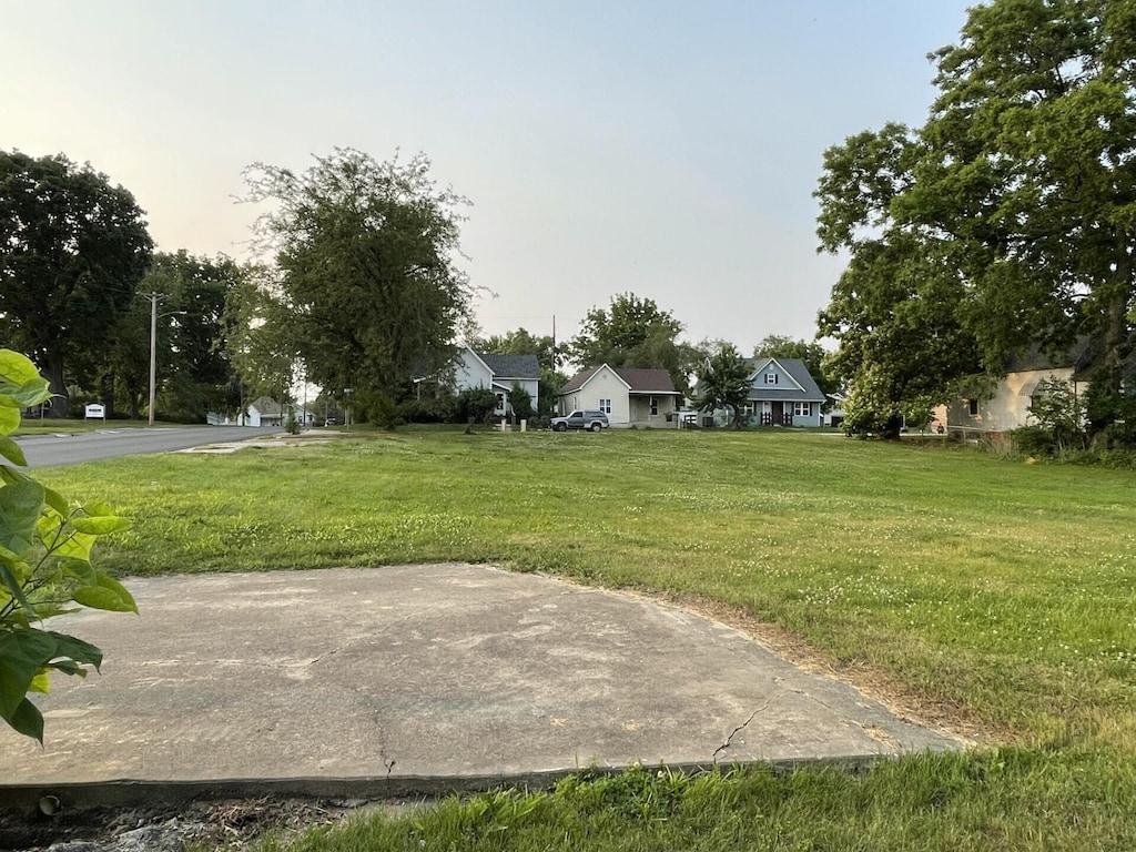1224 Henry St, Moberly, MO 65270