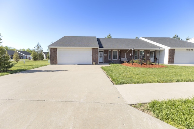 1220 Shepherds Dr, Moberly, MO 65270 - photo 1