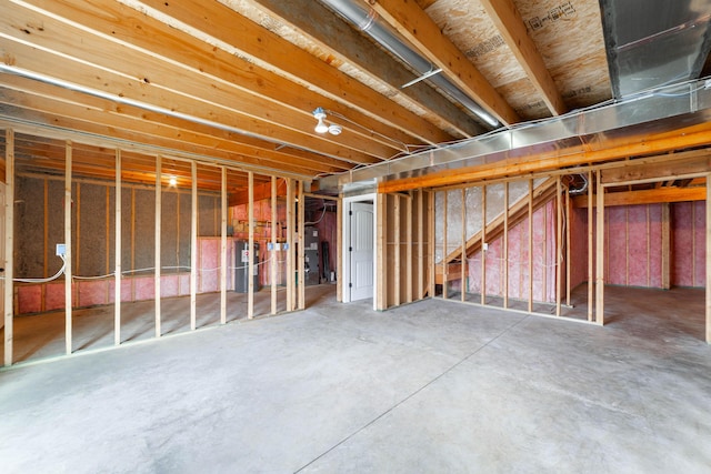 5506 Murfreesboro Dr, Columbia, MO 65201 - unfinished below grade area with water heater
