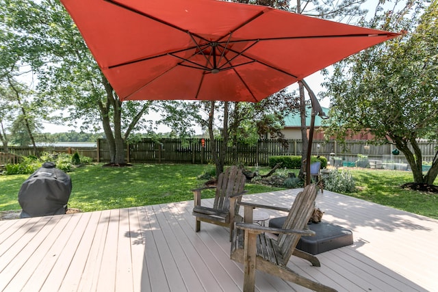 7901 N Chesley Dr, Columbia, MO 65202 - deck with outdoor dining area