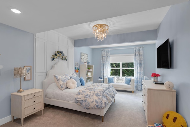 7501 Kirby Knowle Ct, Columbia, MO 65203 - bedroom with light colored carpet and a chandelier