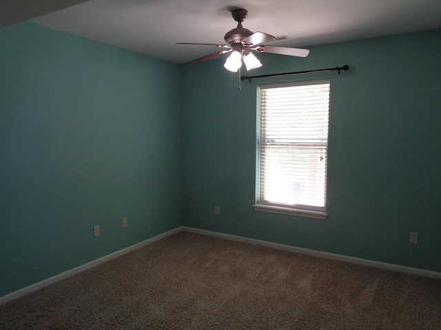 712 Anaconda Ct, Columbia, MO 65202 - carpeted empty room with ceiling fan and baseboards