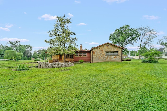 304 W Maple St, Auxvasse, MO 65231 - view of grassy yard