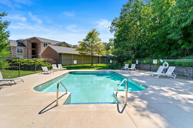 4008 W Worley St Unit 301, Columbia, MO 65203 - community pool featuring a patio