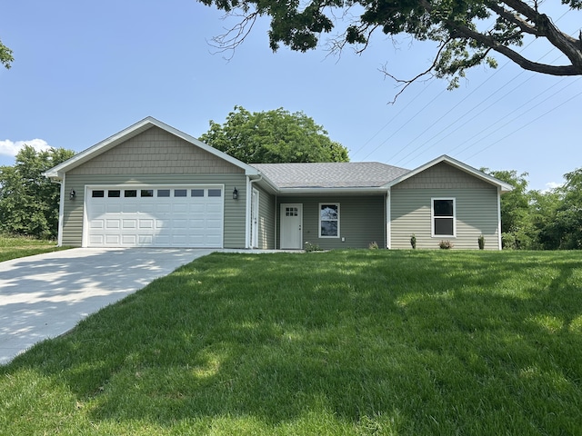 915 Colorado St, Jefferson City, MO 65109 - ranch-style house featuring an attached garage, a front lawn, driveway, and a shingled roof