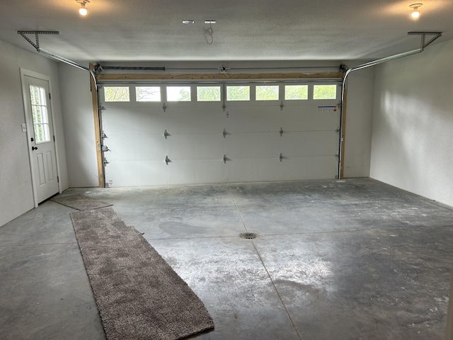 915 Colorado St, Jefferson City, MO 65109 - view of garage