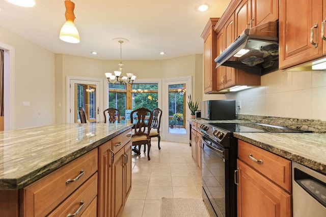 203 Foxwood Ct, Columbia, MO 65203 - kitchen with black electric range, under cabinet range hood, dishwasher, a chandelier, and dark stone countertops