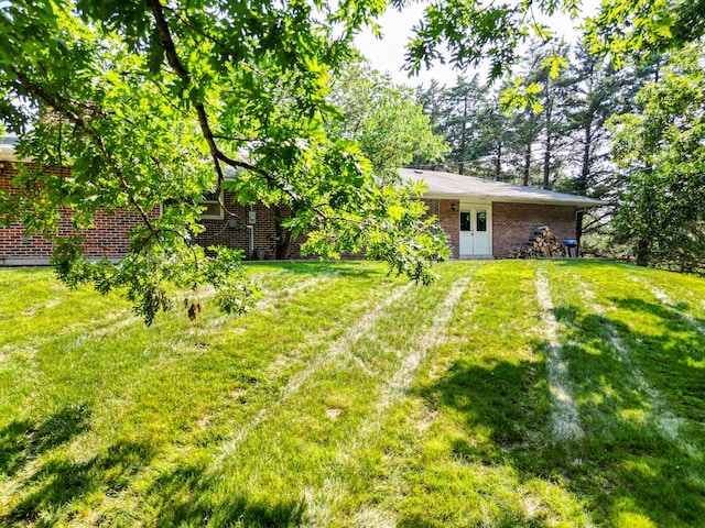 4705 Roemer Rd, Columbia, MO 65202 - view of grassy yard