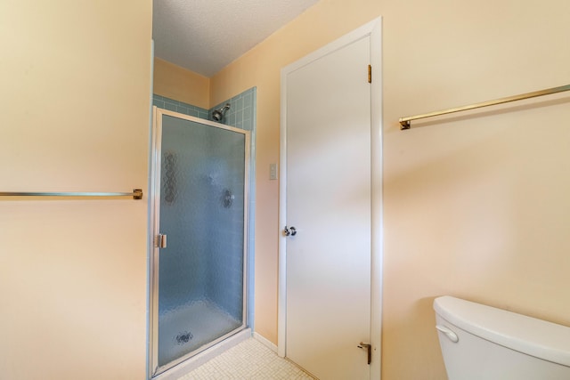 4705 Roemer Rd, Columbia, MO 65202 - full bath featuring a shower stall and toilet