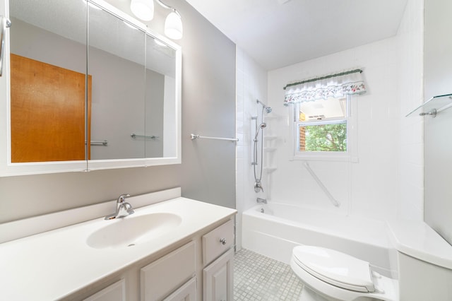 4705 Roemer Rd, Columbia, MO 65202 - full bath featuring vanity, shower / tub combination, and tile patterned flooring