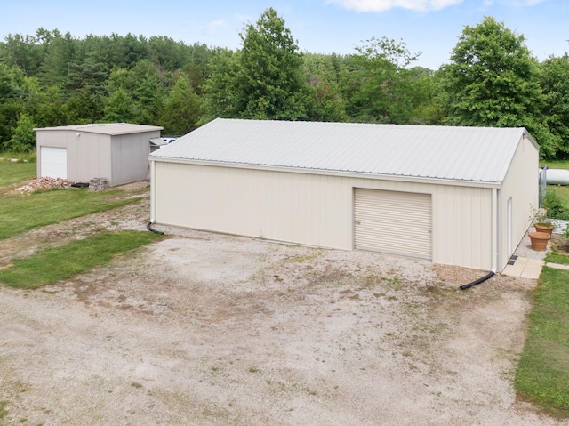 9050 Hartley Rd, Hallsville, MO 65255 - view of detached garage