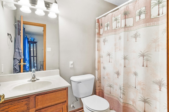 7275 N Route E, Columbia, MO 65202 - full bath featuring vanity and curtained shower