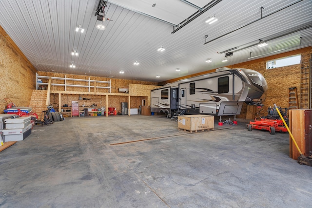 7275 N Route E, Columbia, MO 65202 - garage with a workshop area